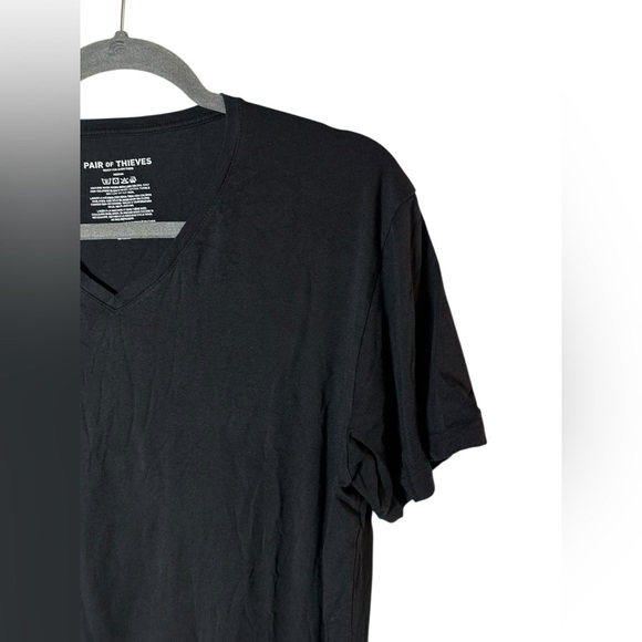 Pair of Thieves Men’s V-Neck T-Shirt Black Ready For Everything Tee Size M - Picture 4 of 8